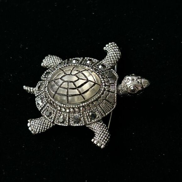 Vintage Turtle Brooch Women's 2” X 1.5” Silver-tone Rhinestone Embellished - Picture 1 of 9